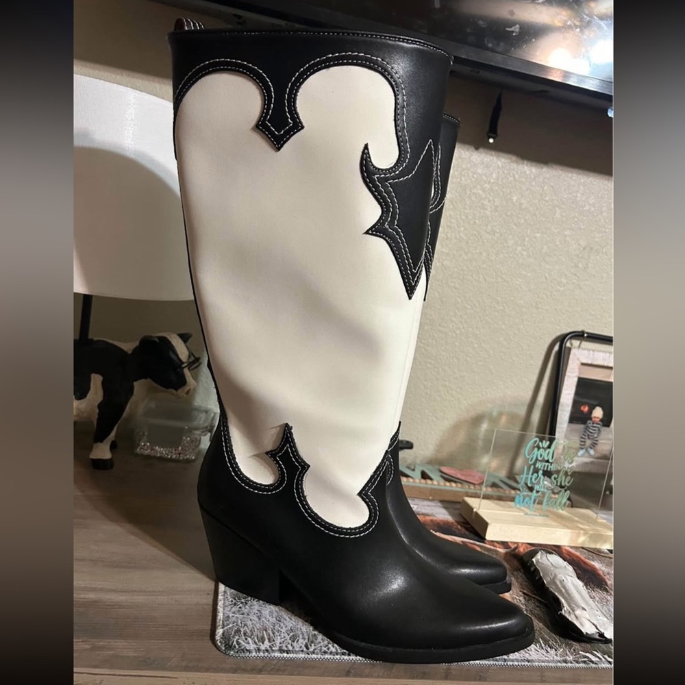 Black and White Western Boots